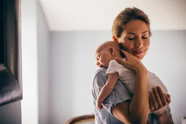 Postnatal Depression Is Less Likely In Mothers Who Deliver In Winter Or Spring, Study Finds