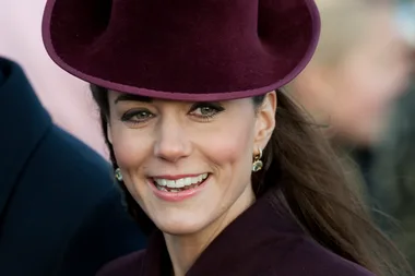 So This Is Why Kate Middleton Never Takes Her Coat Off