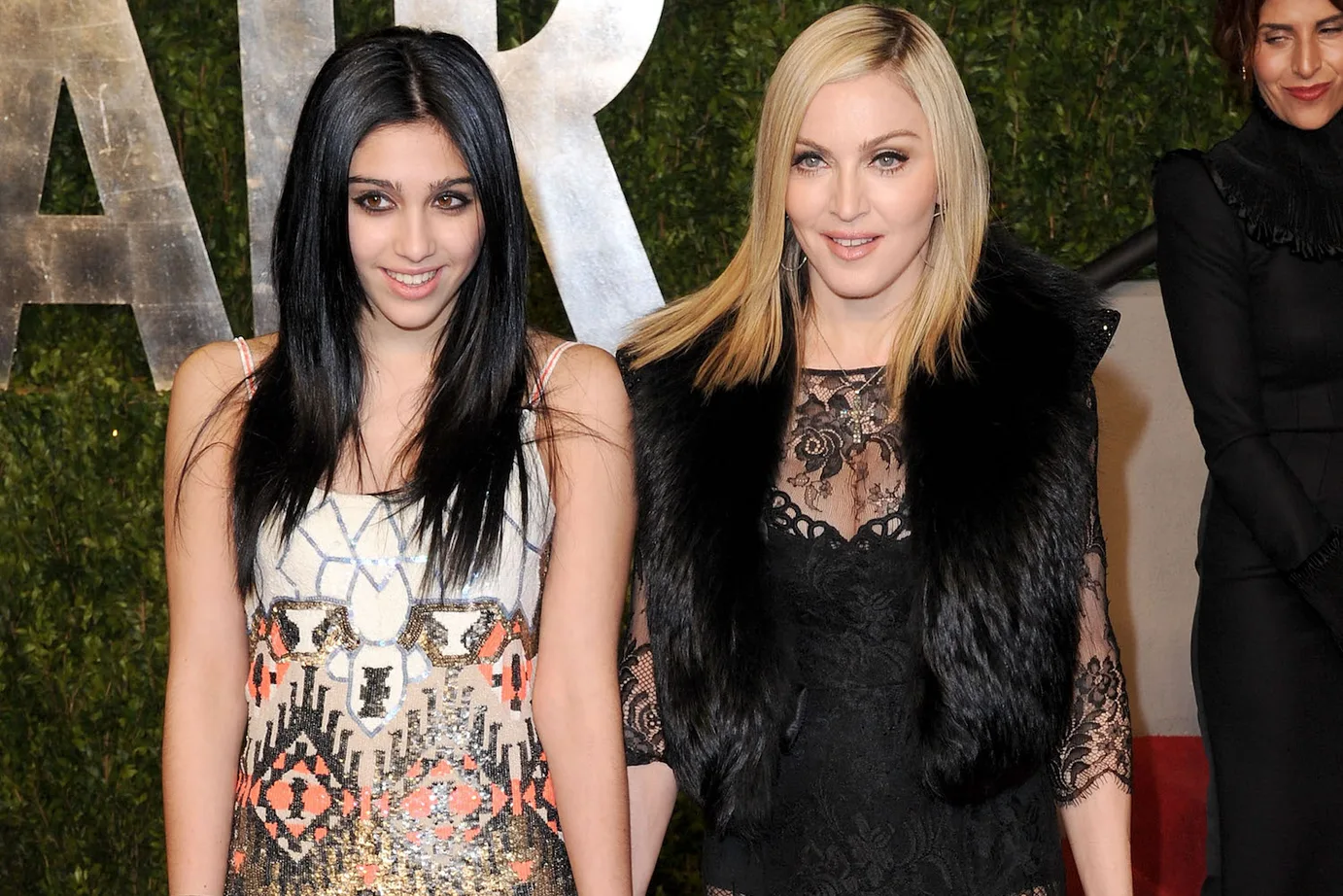 Madonna’s Daughter Lourdes Shows Off Armpit Hair In Selfie