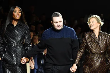 Kate Moss And Naomi Campbell Reunite On The Louis Vuitton Runway To Farewell Kim Jones