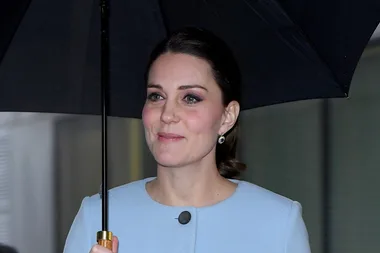 Kate Middleton Braves The Rain In Her Loveliest Maternity Look Yet