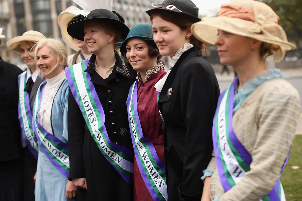 suffragette colours