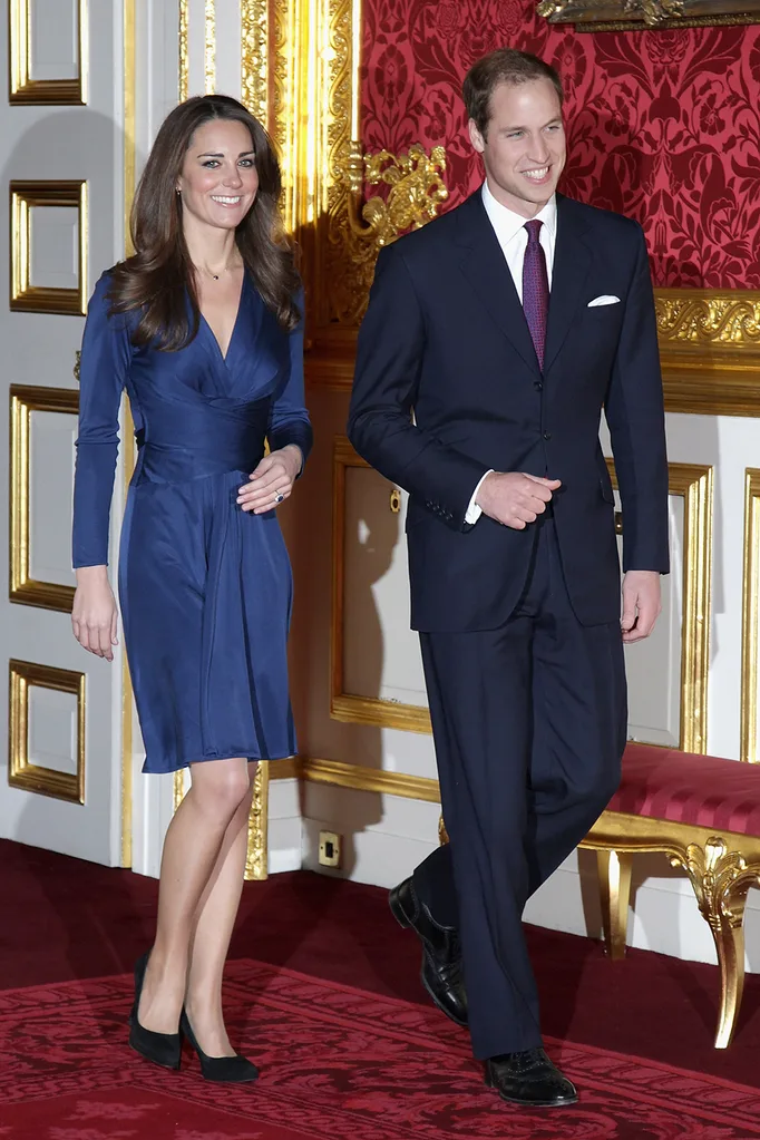 kate middleton engagement navy dress