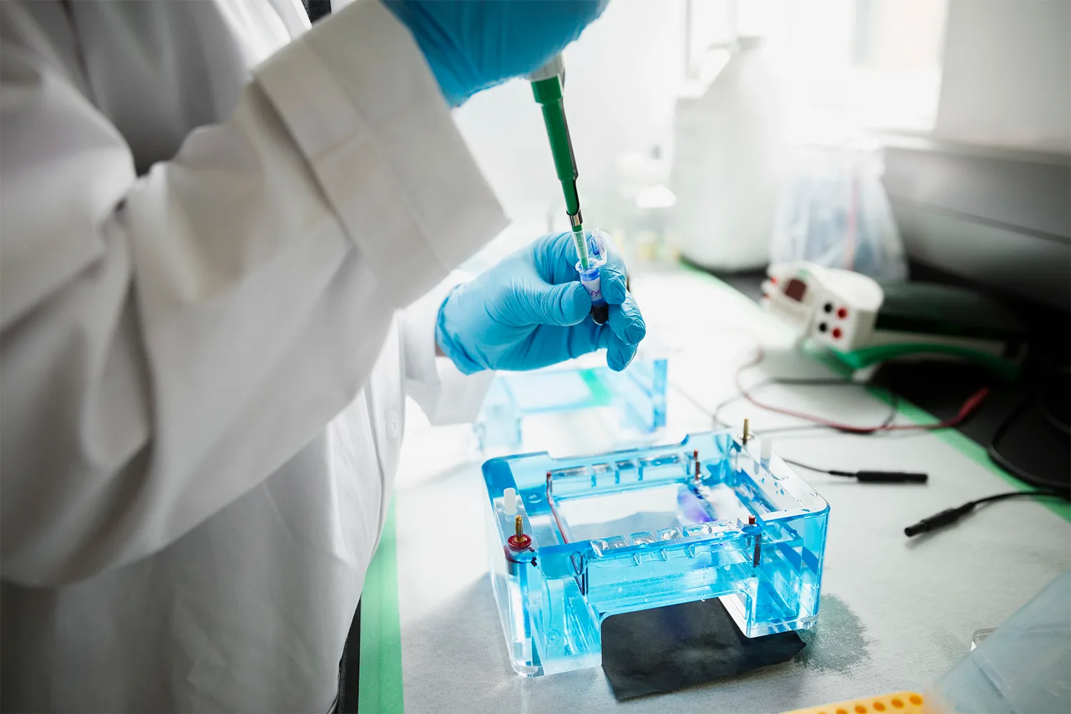 DNA Test Reveals Woman’s Father Is Actually Parents’ Fertility Doctor