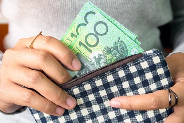 24-Year-Old Melbourne Woman Jailed For Fake Cancer Scam