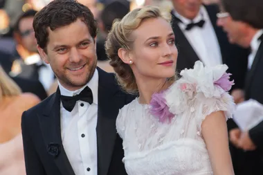 Joshua Jackson Has A New Girlfriend, FYI