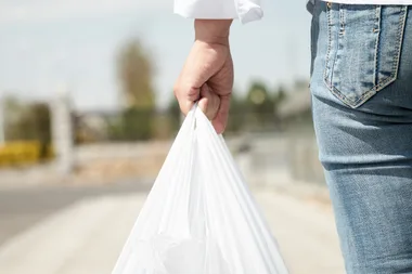 6 Easy Ways To Reduce Your Plastic Use Today