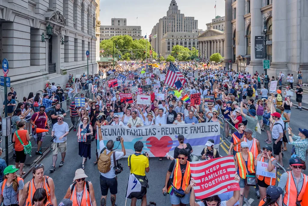 #FamiliesBelongTogether marches in US