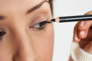 Eyeliner Linked To Lead Poisoning In Three Sydney Children