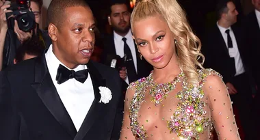 Beyoncé And Jay Z Grind At Her 70s ‘Soul Train’ Themed Birthday Party