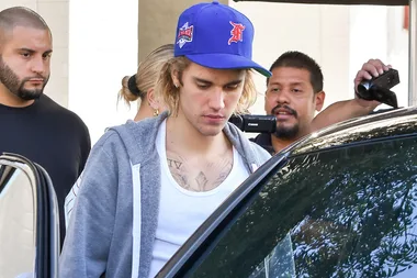 Justin Bieber Pictured In Tears After News Of Selena Gomez’s Hospitalisation