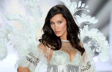 All Of Bella Hadid’s Amazing Victoria’s Secret Fashion Show Looks