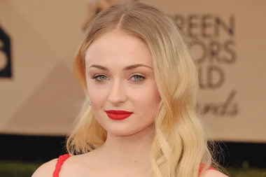 Sophie Turner Just Took Down Piers Morgan And The Internet Is Applauding