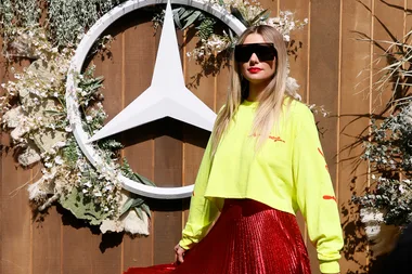 Jess Hart On Dressing Up And Nailing Inter-Season Beauty