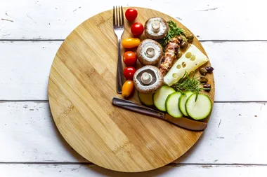 Your Complete Guide To Intermittent Fasting, Straight From A Leading Nutritionist