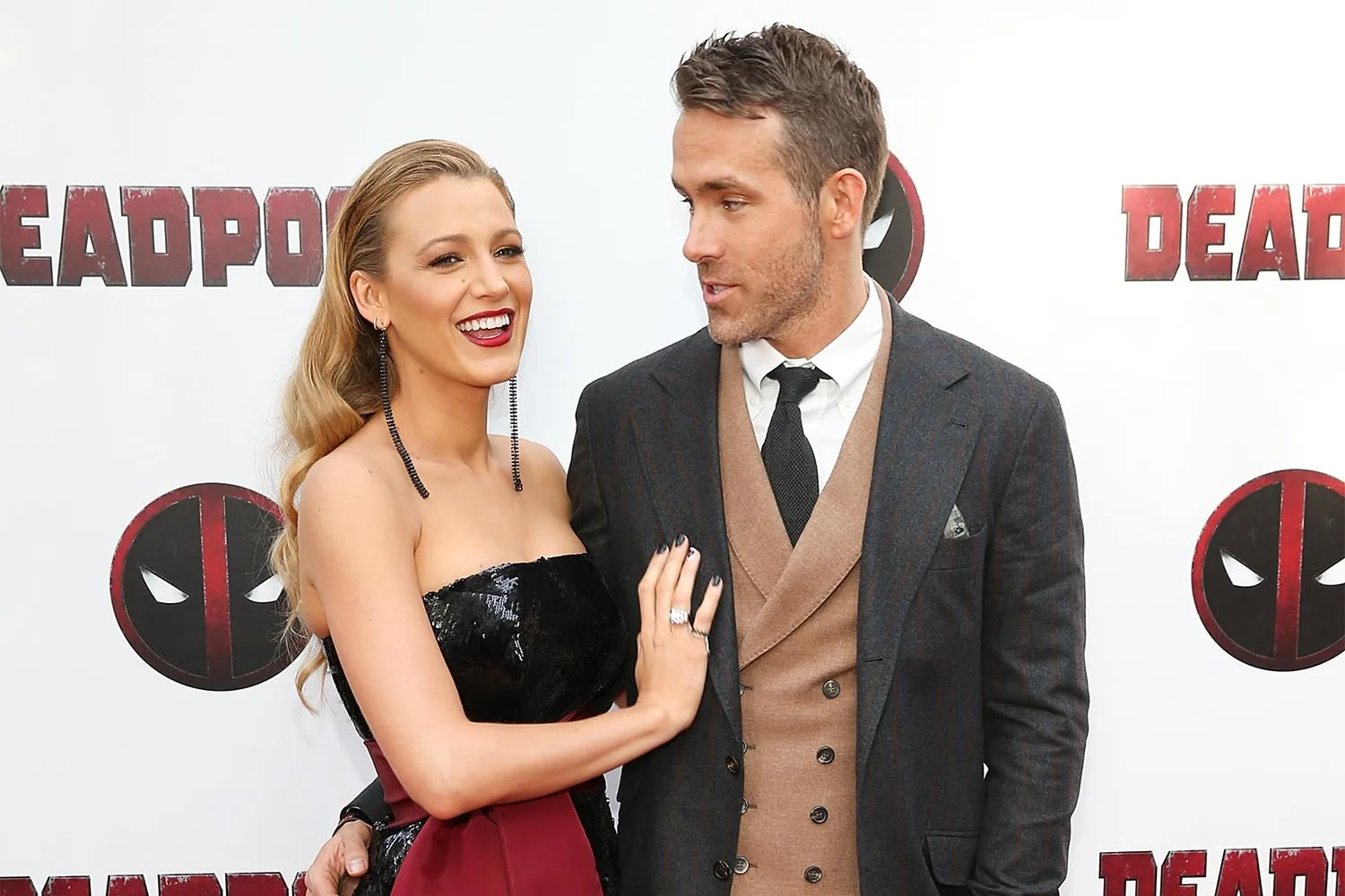 Blake Lively And Ryan Reynolds Share Rare PDA Picture