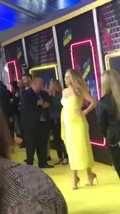 WATCH: Blake Lively shows off baby bump at ‘Pikachu: Pet Detective’ premiere