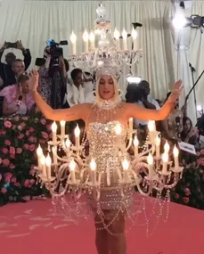 WATCH: Katy Perry rocks up to the Met Gala as a CHANDELIER