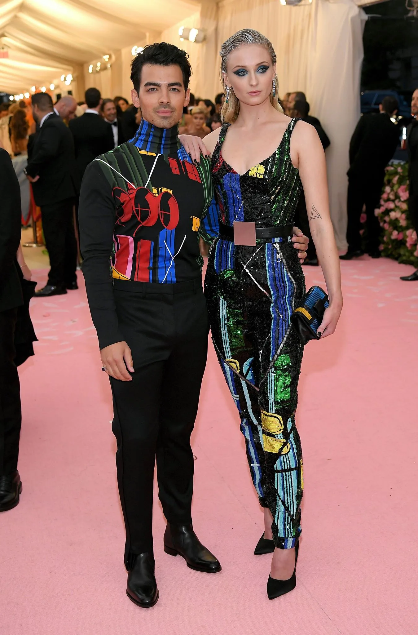 sophie turner at the 2019 met gala