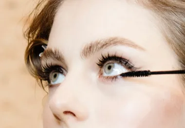 There’s A Strong Chance That You’re Applying Mascara Incorrectly