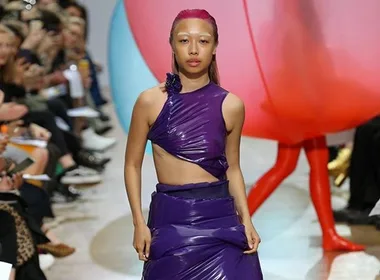 WATCH:  Fredrik Tjærandsen’s Central Saint Martins Bubble Fashion Show