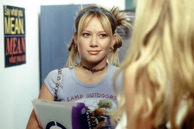 All The Outfits We Hope The Lizzie McGuire Reboot Brings Back