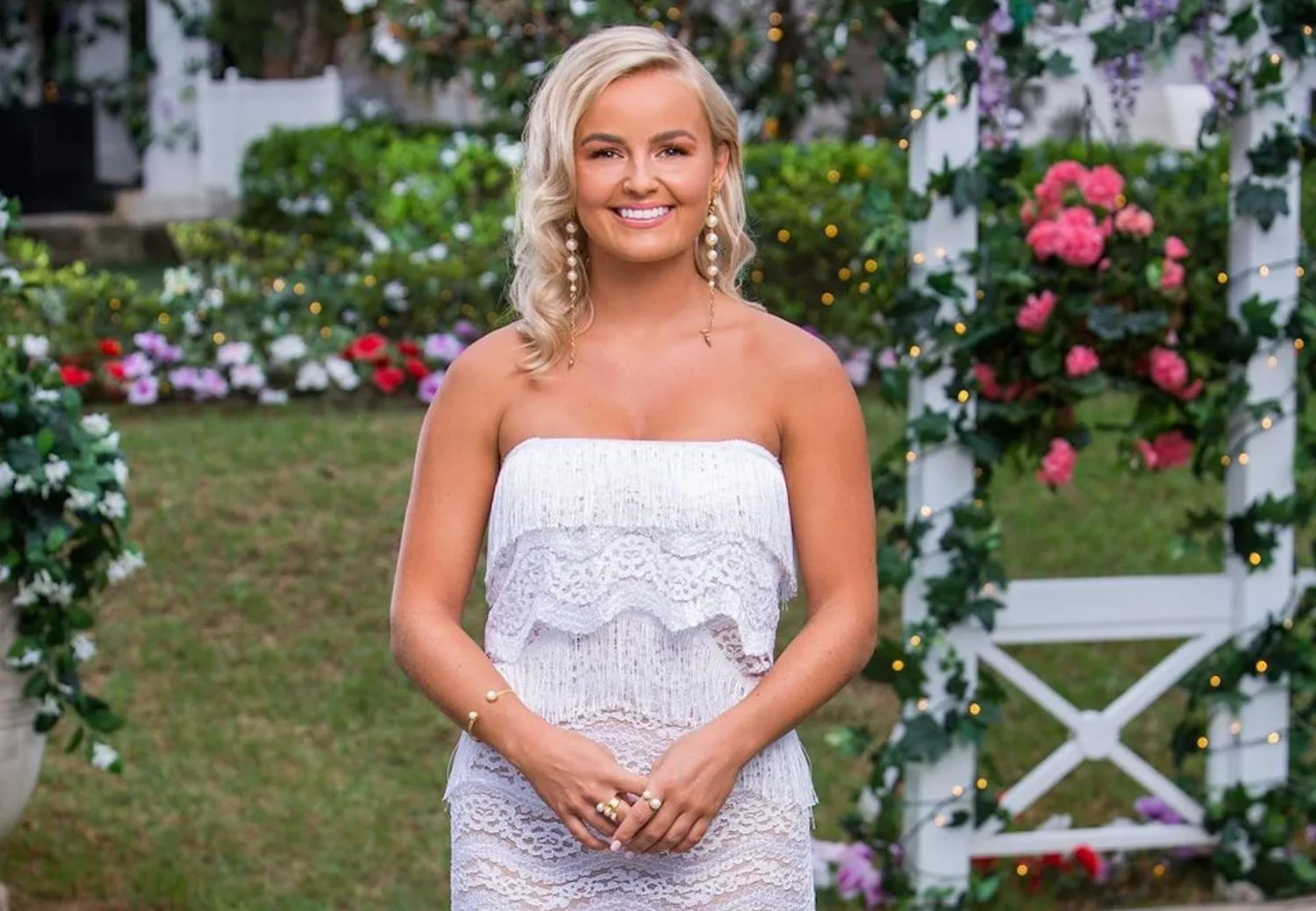 Elly Miles Reveals She Had Botox And Breast Implants Before ‘The Bachelor’
