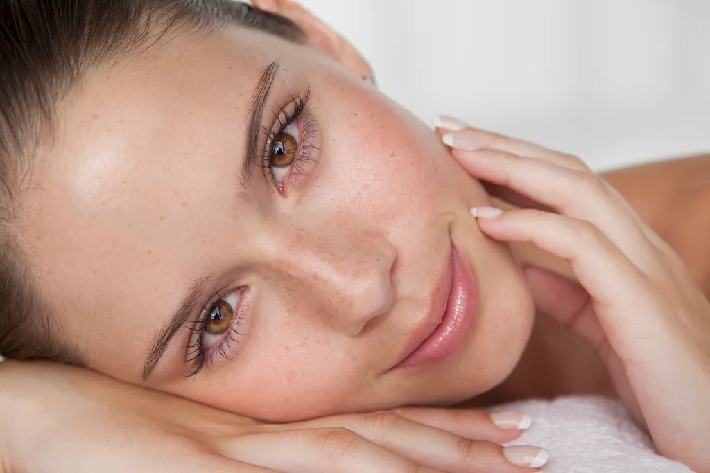 The perfect facial is one that pampers our skin but also delivers results