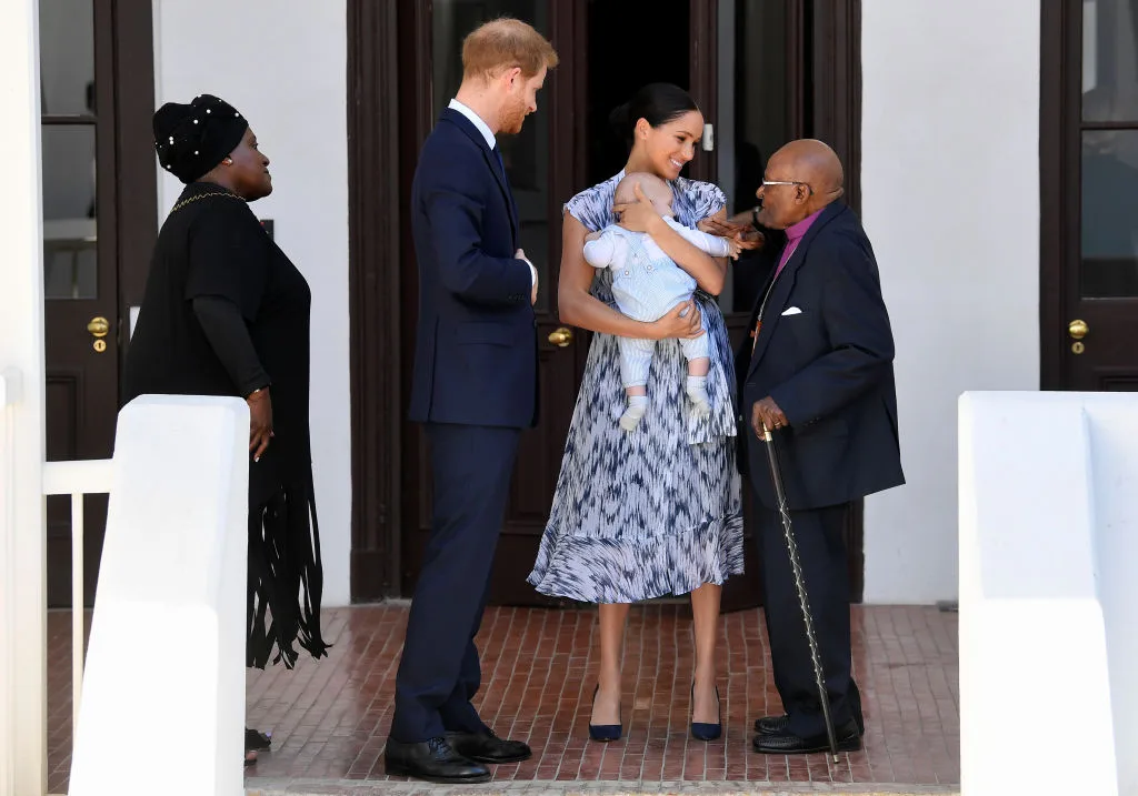 duchess sussex club monaco dress