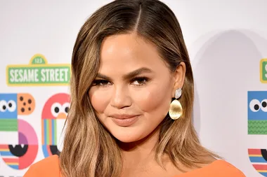 Chrissy Teigen Just Confirmed She’s The Queen Of The Internet With Two Viral Shutdowns In One Day