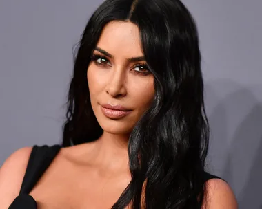 People Are Freaking Out Over Kim Kardashian’s Christmas Gift Wrapping