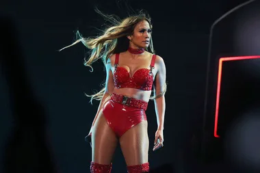 Jennifer Lopez’s Latest Bikini Selfie Is The Only Monday Motivation You Need