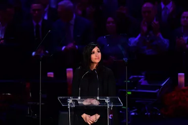 Vanessa Bryant Pays Tribute To Kobe Bryant And Daughter Gianna In Moving Speech