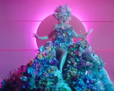 Katy Perry Announces Pregnancy In ‘Never Worn White’ Video