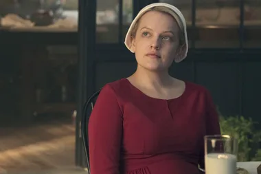 Elisabeth Moss Will Take On A New Role In Season 4 Of ‘The Handmaid’s Tale’