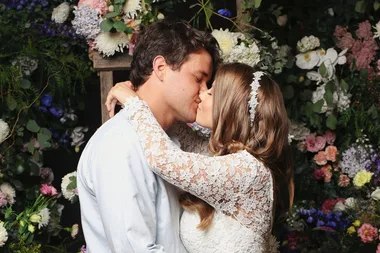 Bindi Irwin And Chandler Powell Have Tied The Knot