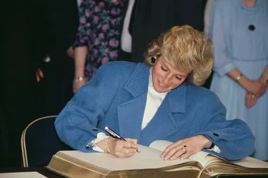 Never-Before-Seen Princess Diana Letter Goes To Auction