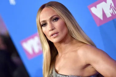 Jennifer Lopez Just Showed Off Her Natural Curls In New Picture