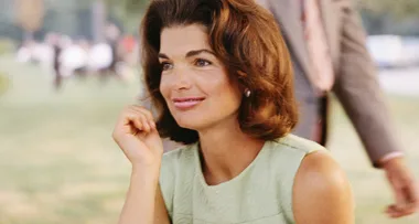 This Is Jackie Kennedy’s Exact Skincare Routine From 1963