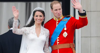 12 Fascinating Facts About Kate Middleton’s Show-Stopping Wedding Dress That You May Not Know