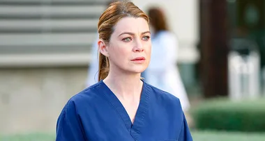 Ellen Pompeo Reveals Why She Stayed On ‘Grey’s Anatomy’ While Her Co-Stars Left