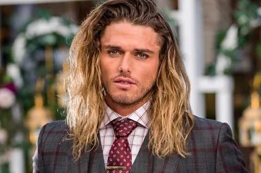 ‘Bachelor In Paradise’ Star Timm Hanly Rebuffs Angie Kent After She Slides Into His DMs