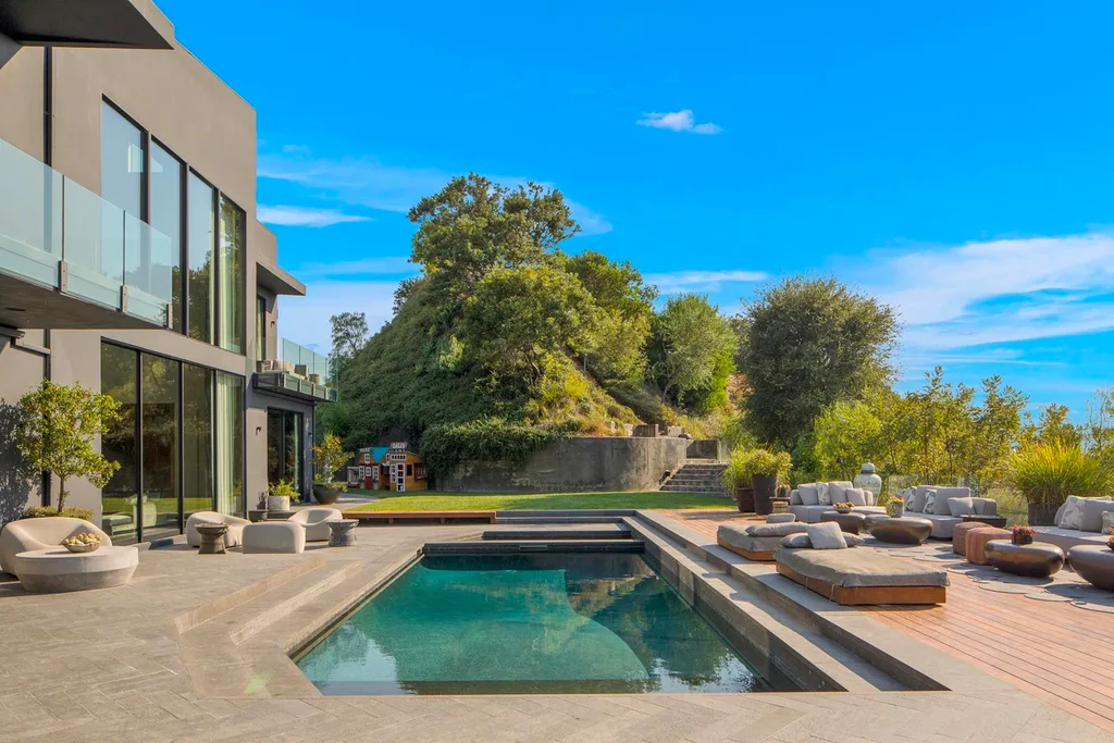 Chrissy Teigen and John Legend Home