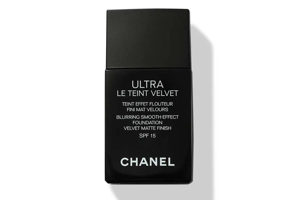 Chanel Ultra Le Teint Velvet