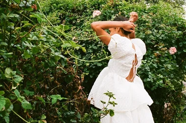 Voluminous Dresses Are Back In Full Force This Spring