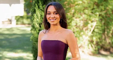 ‘The Bachelor’s’ Bella Varelis Debuts Dramatic Blonde  Hair Transformation