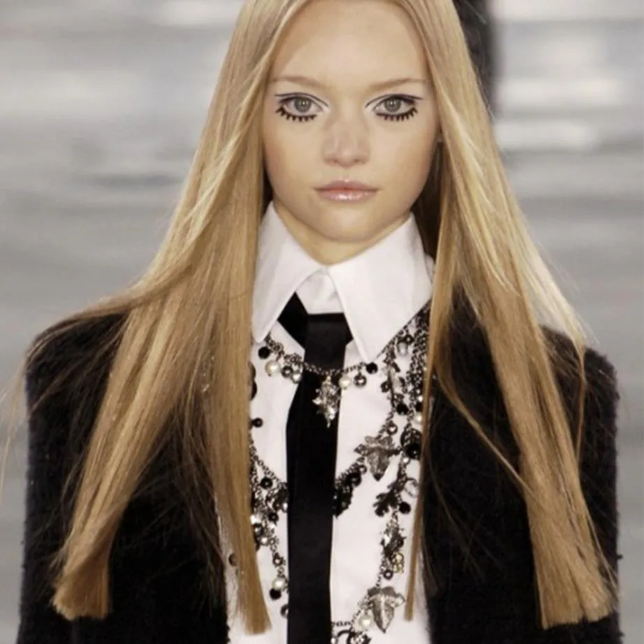 Gemma Ward on the runway, Chanel Fall 2005 Ready-To-Wear