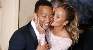 John Legend Dedicates An Emotional Performance Of “Never Break” To Chrissy Teigen At The Billboard Music Awards