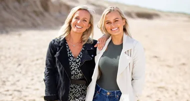 New Photos Seemingly Reveal Elly And Becky’s ‘The Bachelorette’ Australia Finalists