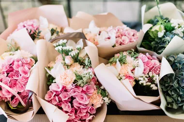 8 Wedding Flower Trends For 2020, According To A Florist